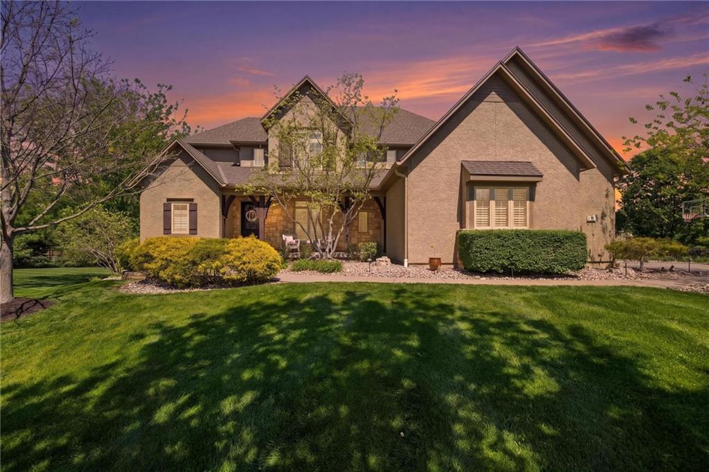 9404 W 156th St, Overland Park, KS 66221