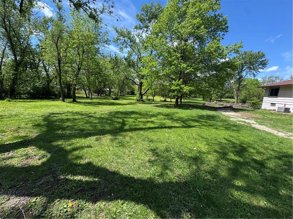 13816 Norby St, Grandview, MO 64030