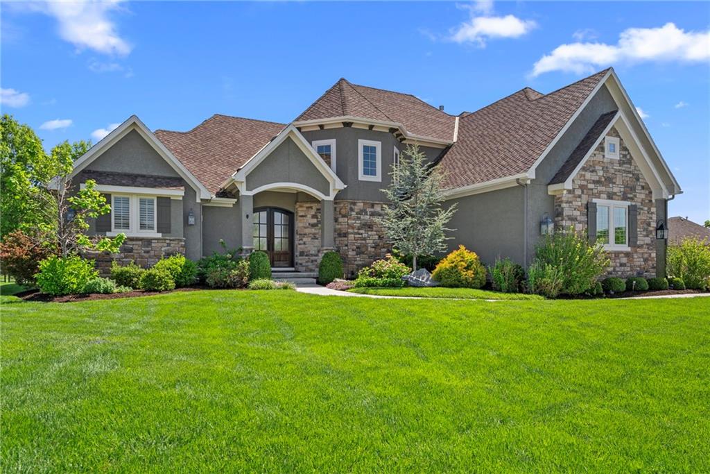 2604 W 162nd Ter, Overland Park, KS 66085
