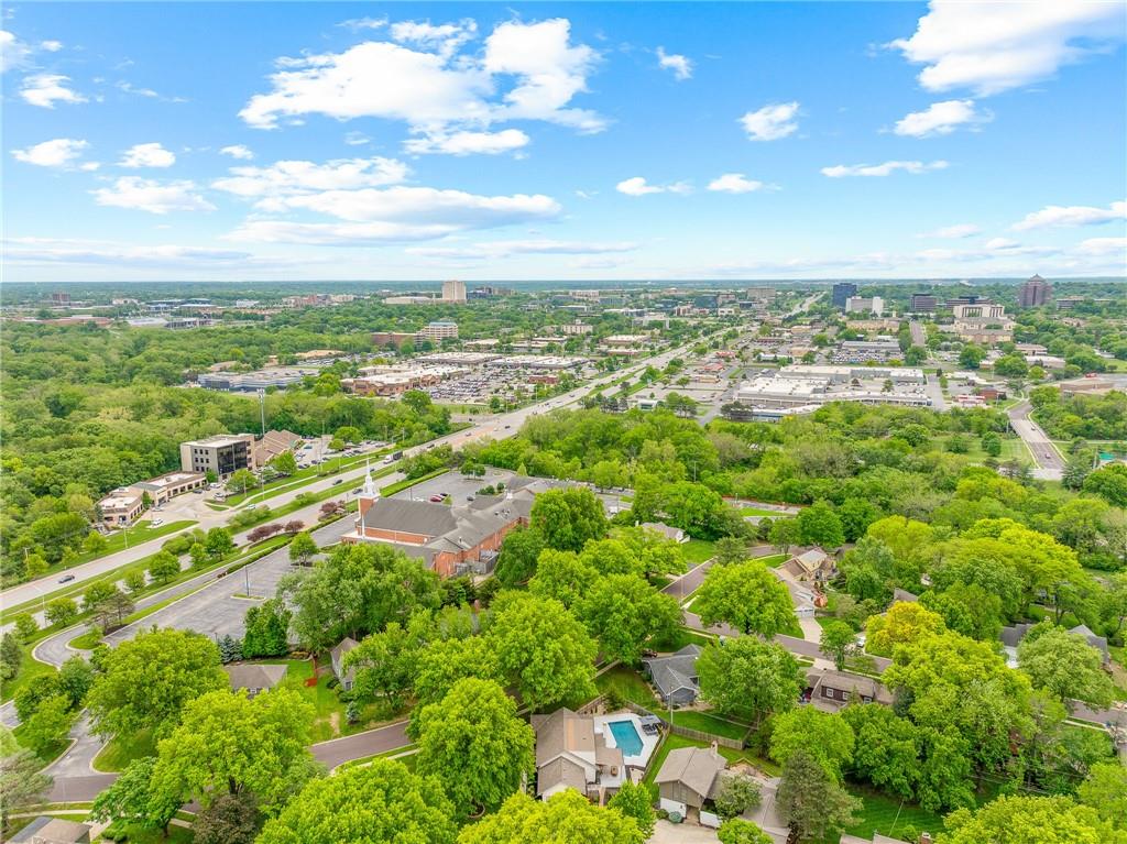 7205 W 101st St, Overland Park, KS 66212