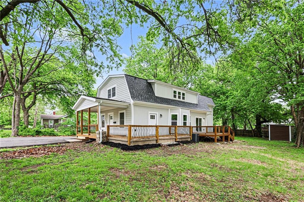 5615 Knox Ave, Merriam, KS 66203