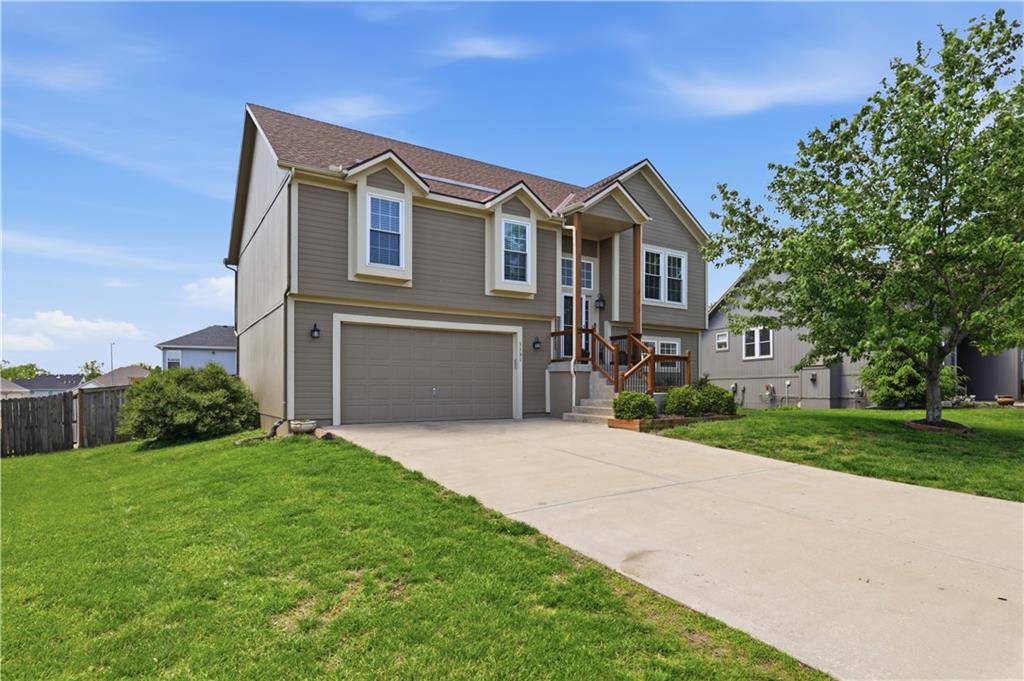 1131 S 12th St, Louisburg, KS 66053