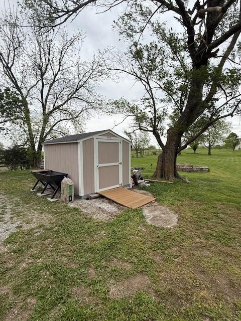 9845 State Route C Hw, Savannah, MO 64485