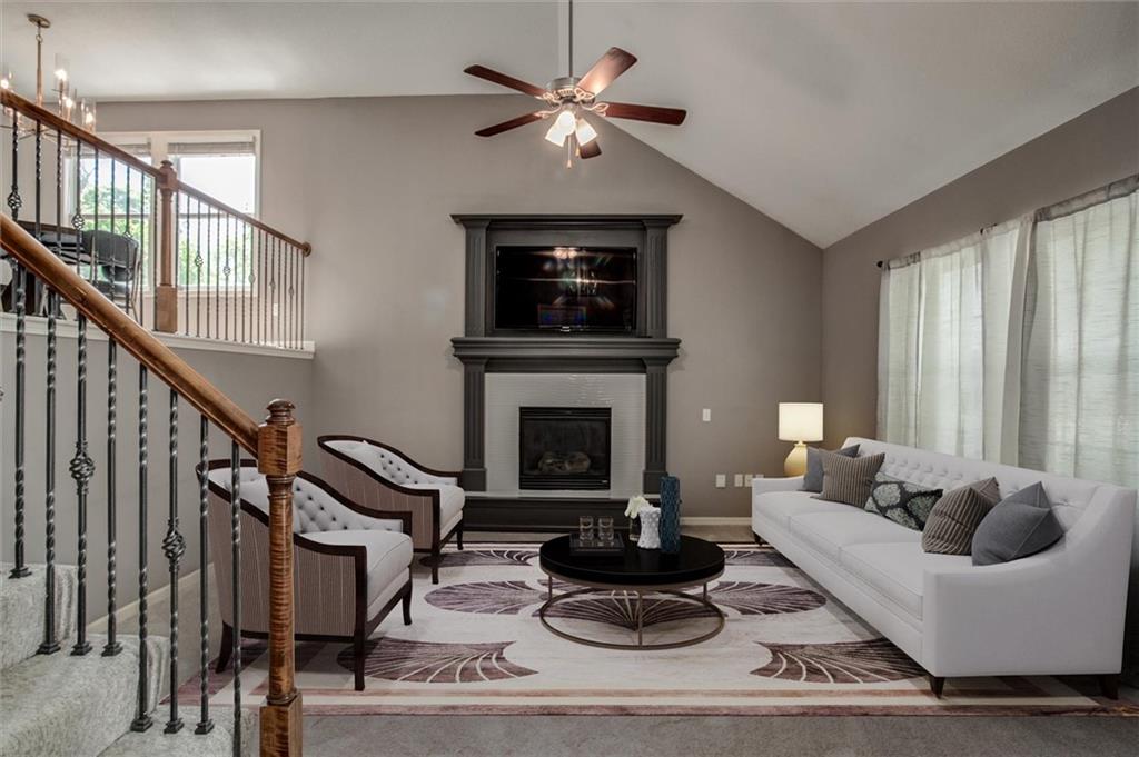 503 S 137th Pl, Bonner Springs, KS 66012