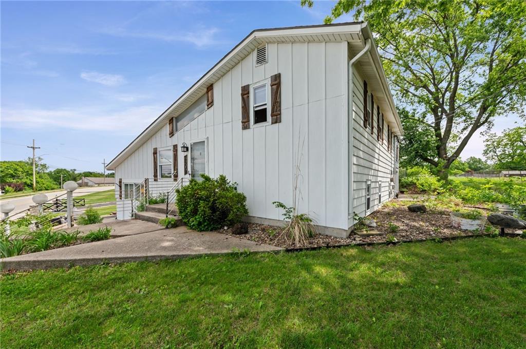 2509 S 53rd St, Kansas City, KS 66106