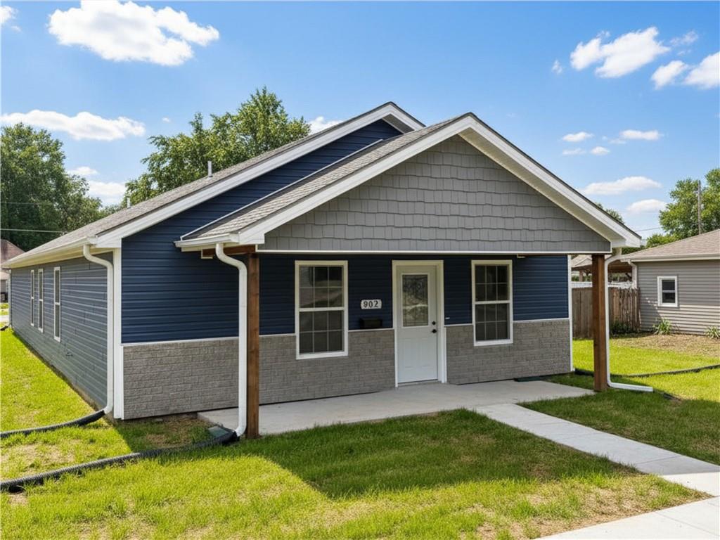 902 Morgan St, St Joseph, MO 64504