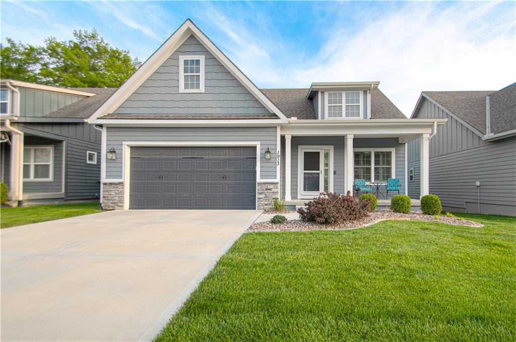 1913 Cemco Dr, Liberty, MO 64068