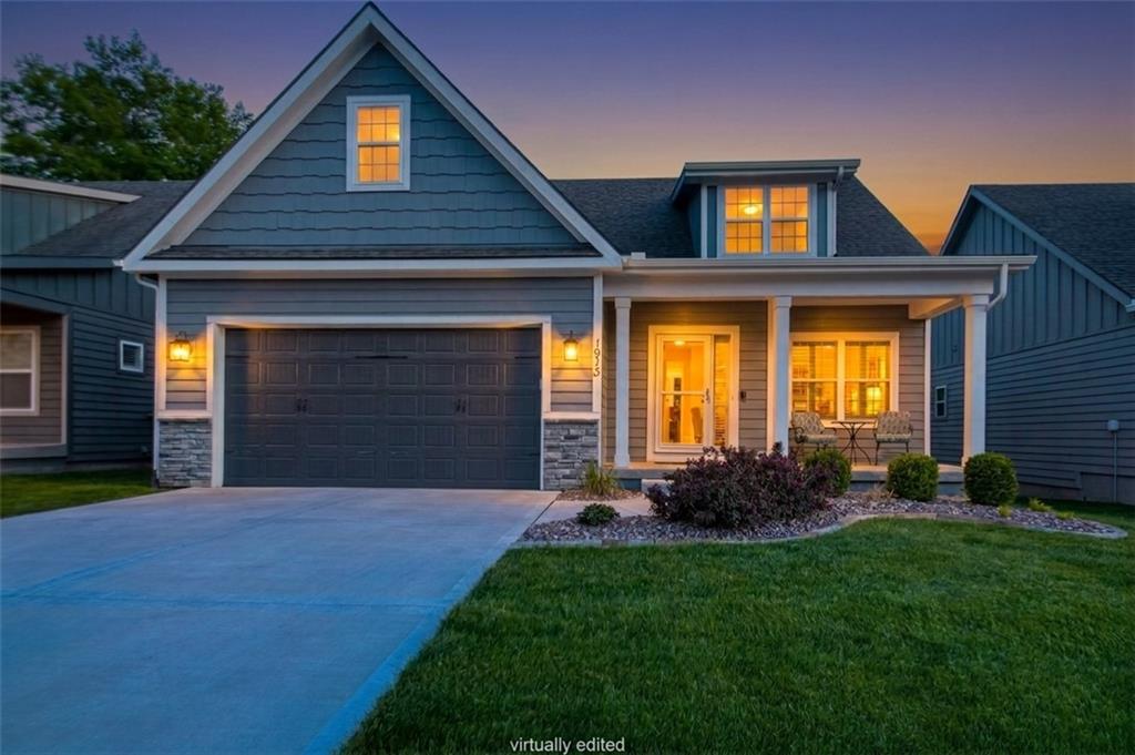 1913 Cemco Dr, Liberty, MO 64068