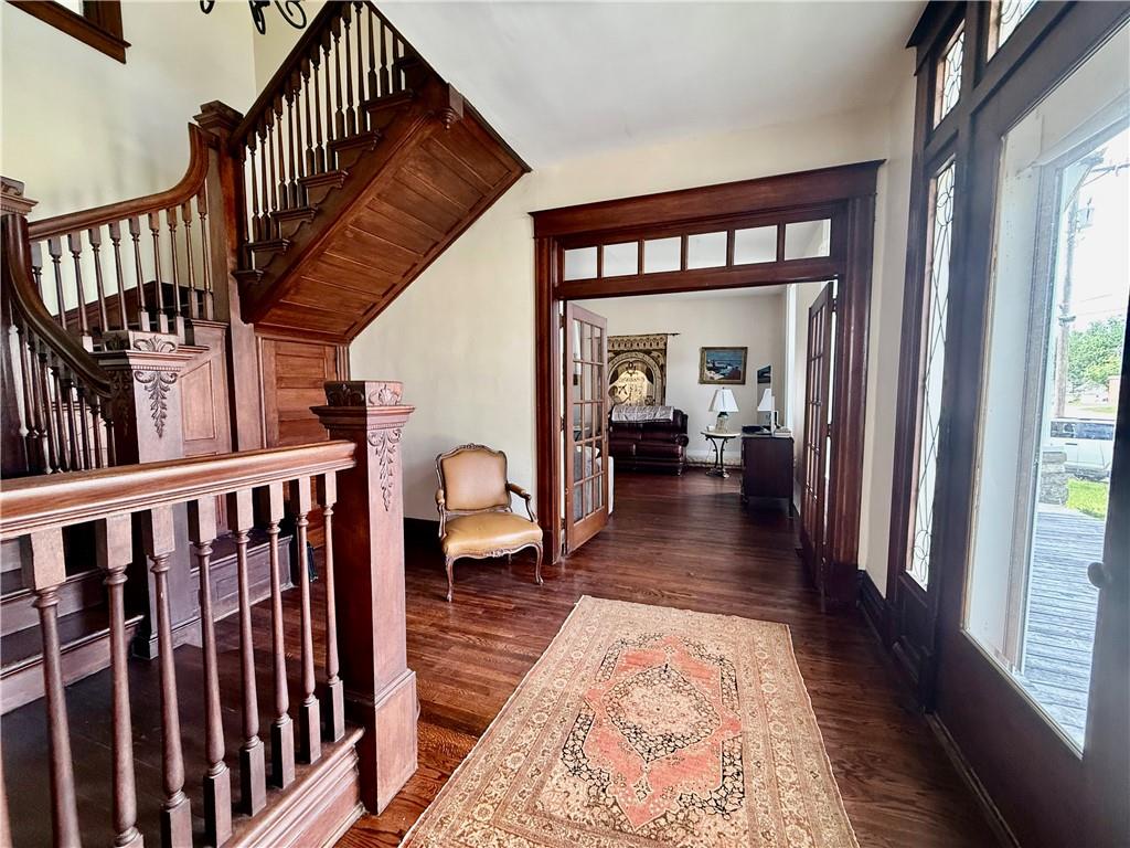 121 W Royle St, Richmond, MO 64085