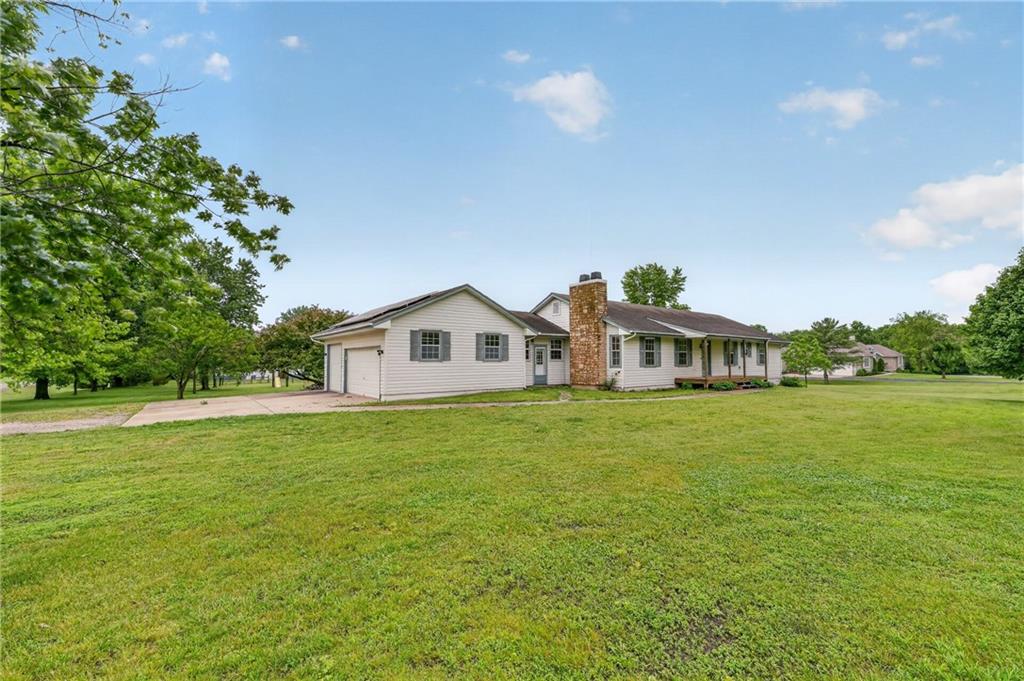 14203 E 198th St, Peculiar, MO 64078