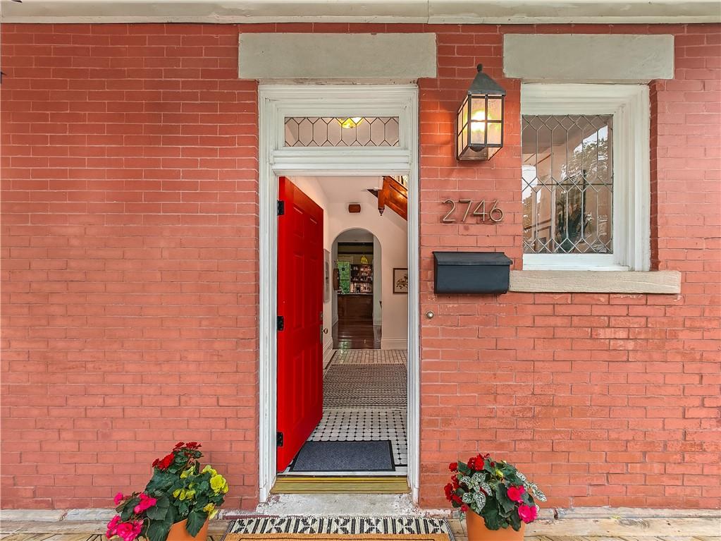 2746 Holmes St, Kansas City, MO 64109