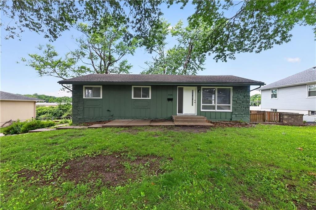 6508 Hardy Ave, Raytown, MO 64133
