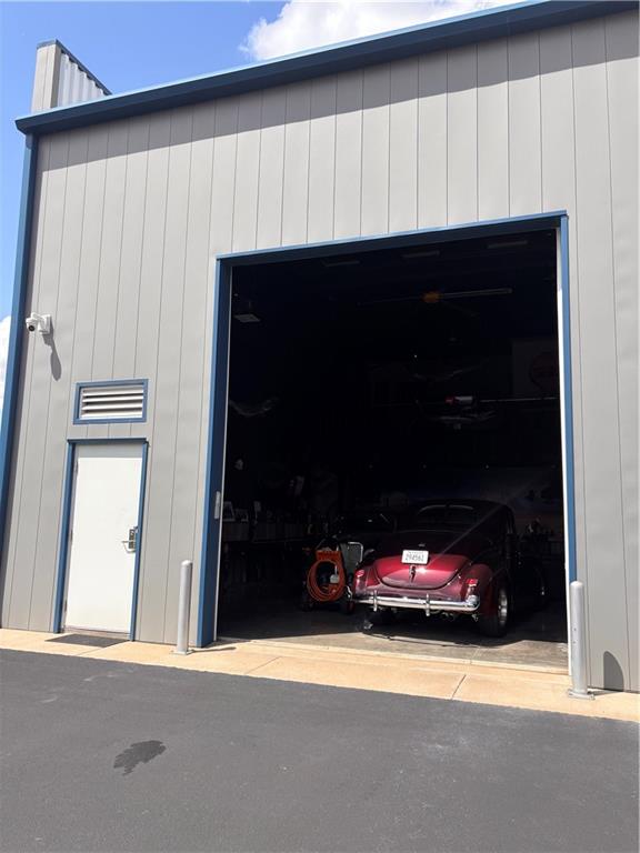 14000 Madison Ave, Kansas City, MO 64145