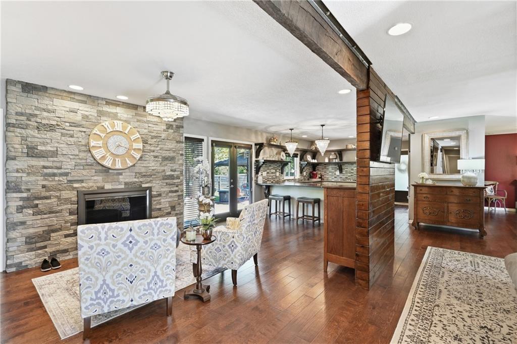 14408 Berkshire Dr, Independence, MO 64055