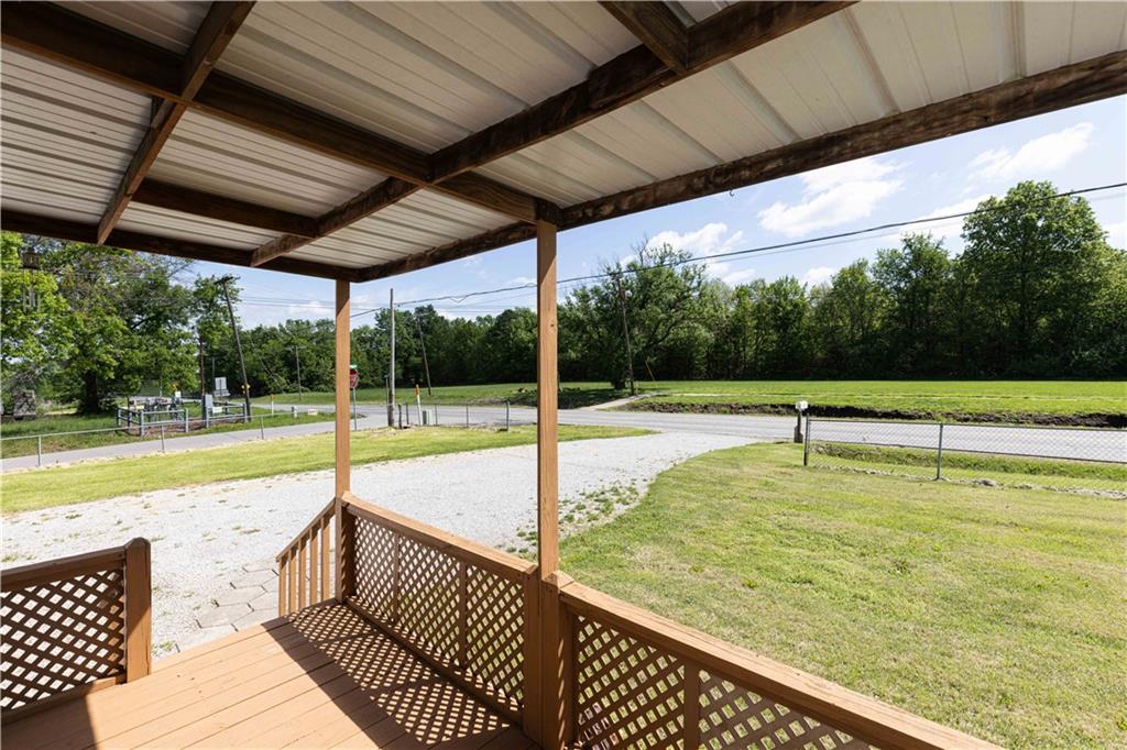 309 N North St, Windsor, MO 65360