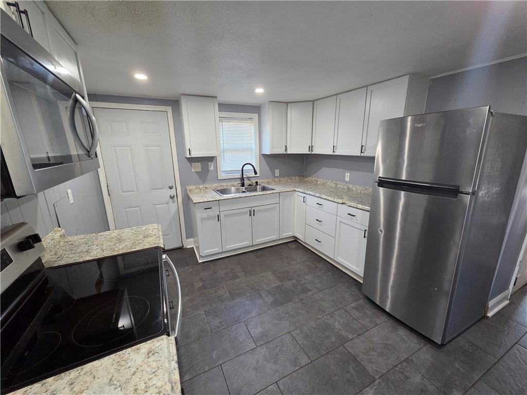 1803 Saint Joseph Ave, St Joseph, MO 64505