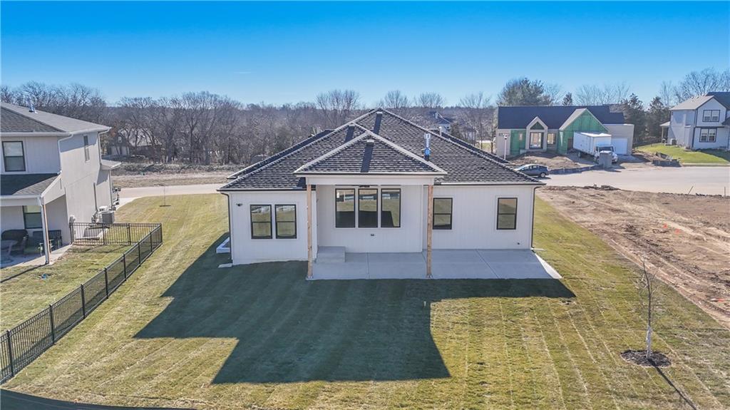 6024 Arapahoe St, Shawnee, KS 66226