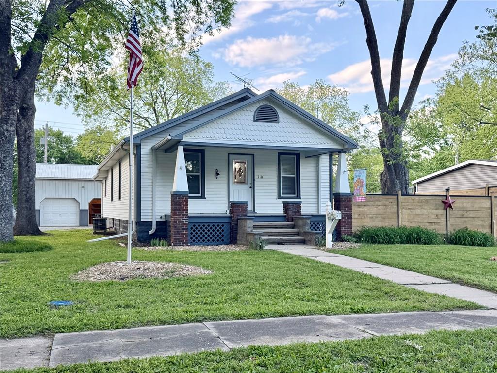 110 E Walnut St, Rich Hill, MO 64779