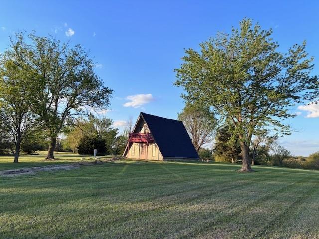120 Hideaway Rd, Gallatin, MO 64640