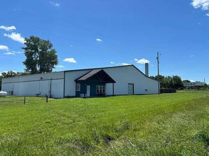 12623 S 1600th Rd, Nevada, MO 64772
