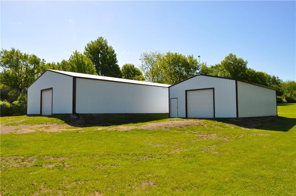 214 N Young Ave, King City, MO 64463