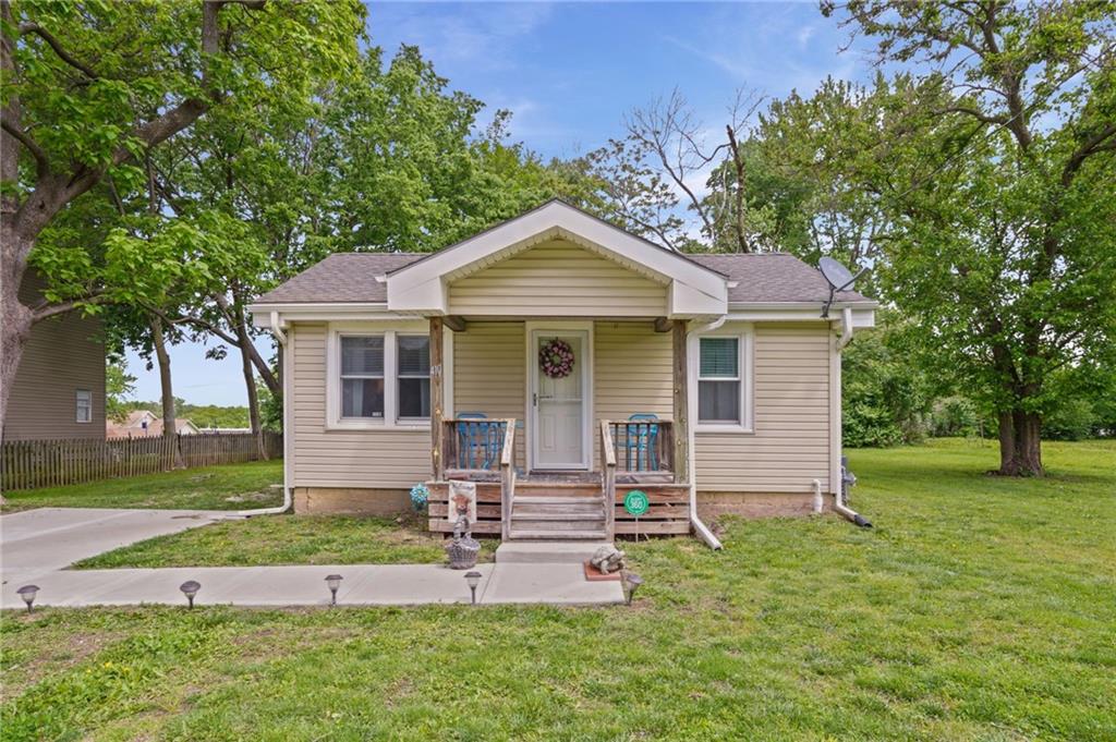 410 NE 75th Ter, Kansas City, MO 64118