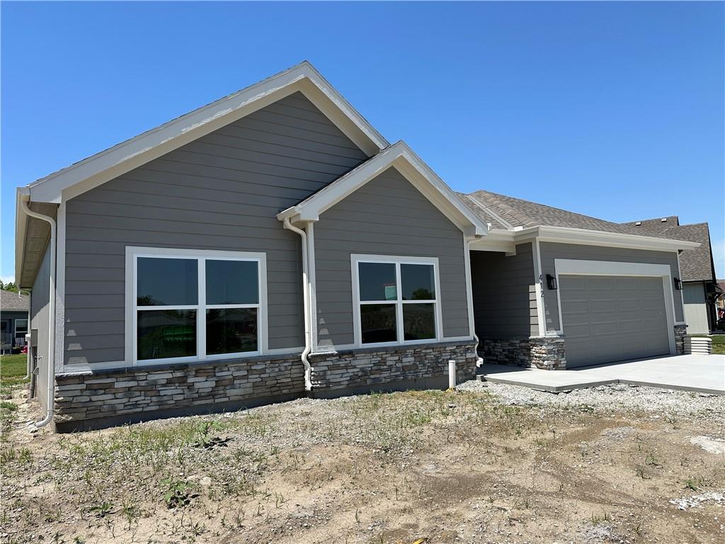 412 Ash St, Wellsville, KS 66092
