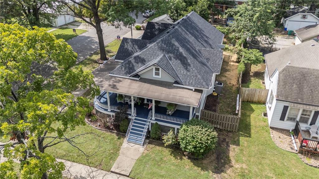 509 E Peoria St, Paola, KS 66071