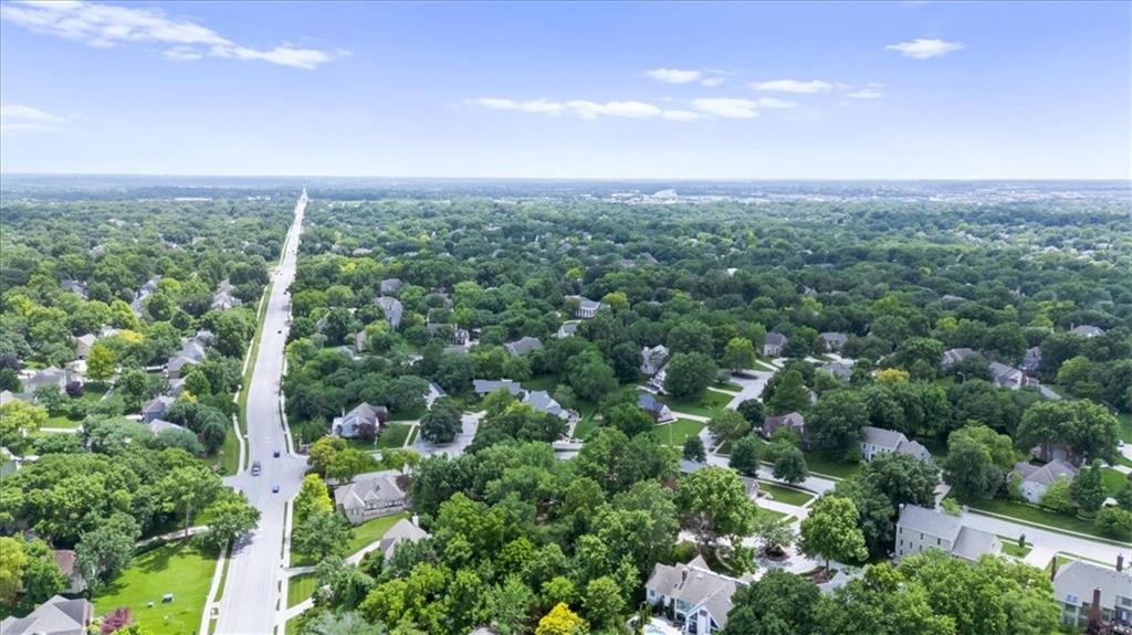 3908 W 124th St, Leawood, KS 66209