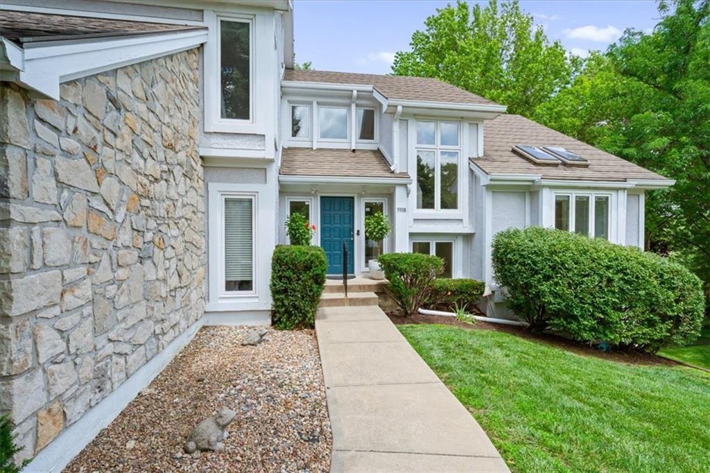 3908 W 124th St, Leawood, KS 66209