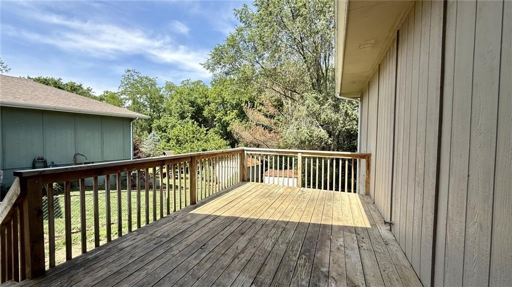 1806 Gates Dr W, Platte City, MO 64079