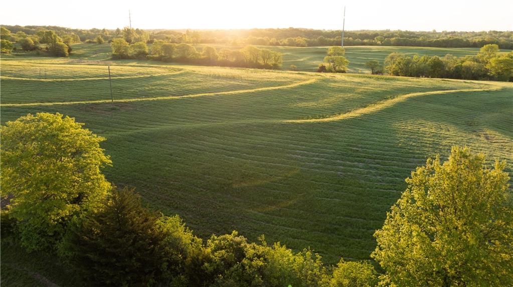 W Murray Rd, Lawson, MO 64062