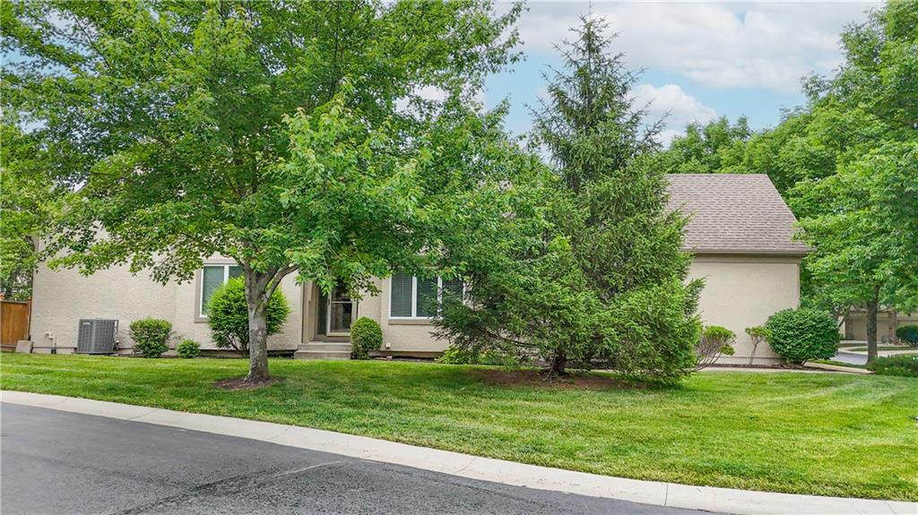 6316 W 145th St, Overland Park, KS 66223