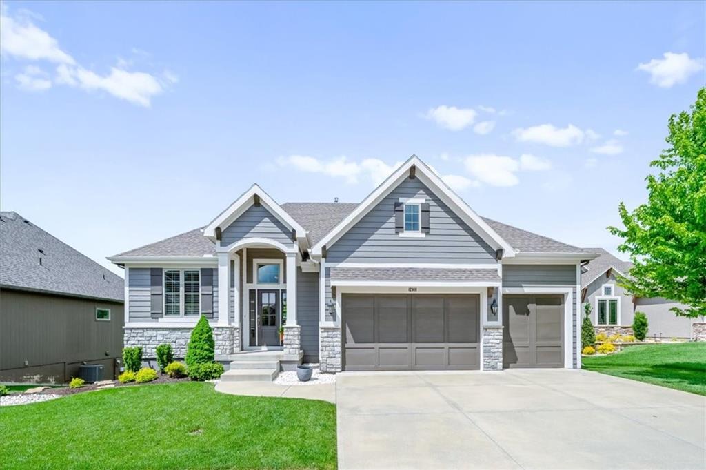 12908 W 168th St, Overland Park, KS 66221