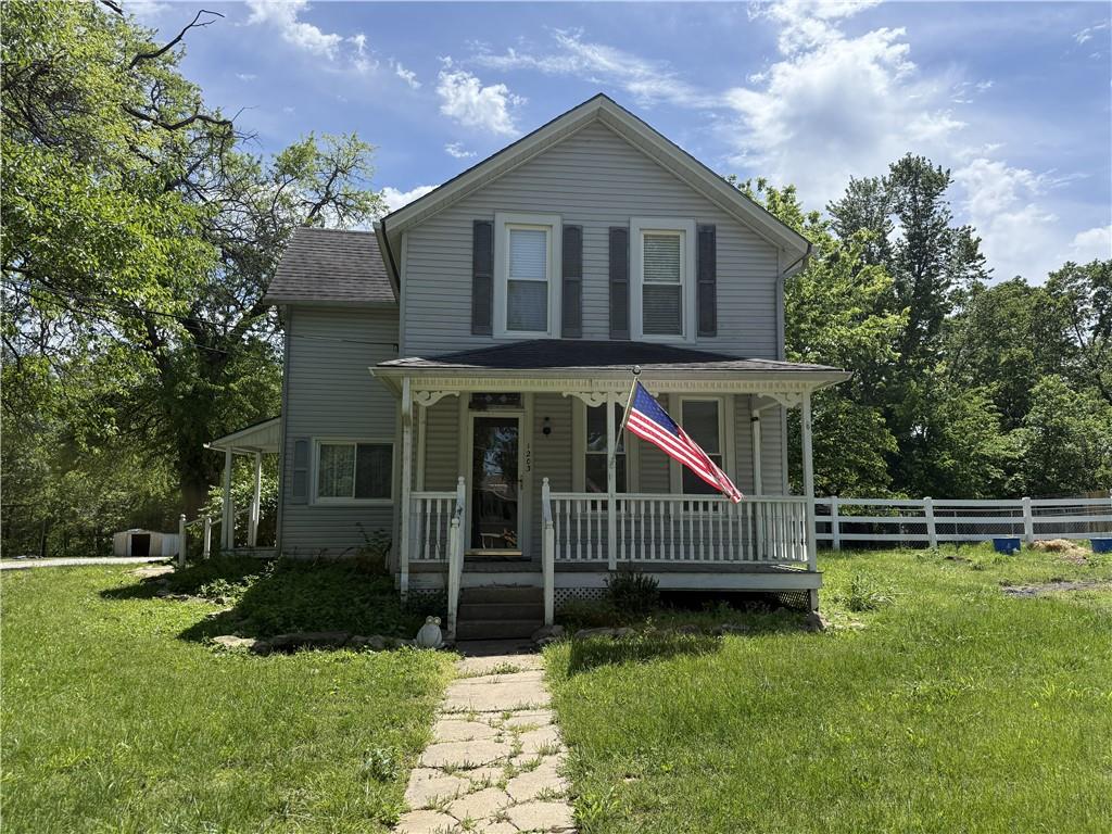 1203 High St, Baldwin City, KS 66006