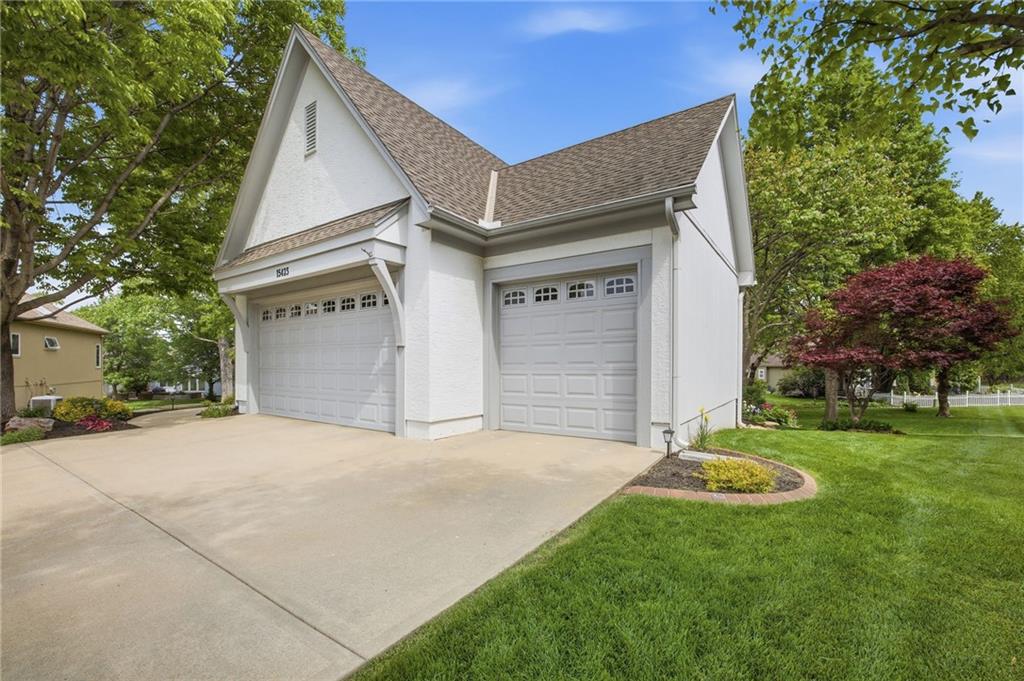 15423 Woodward St, Overland Park, KS 66223