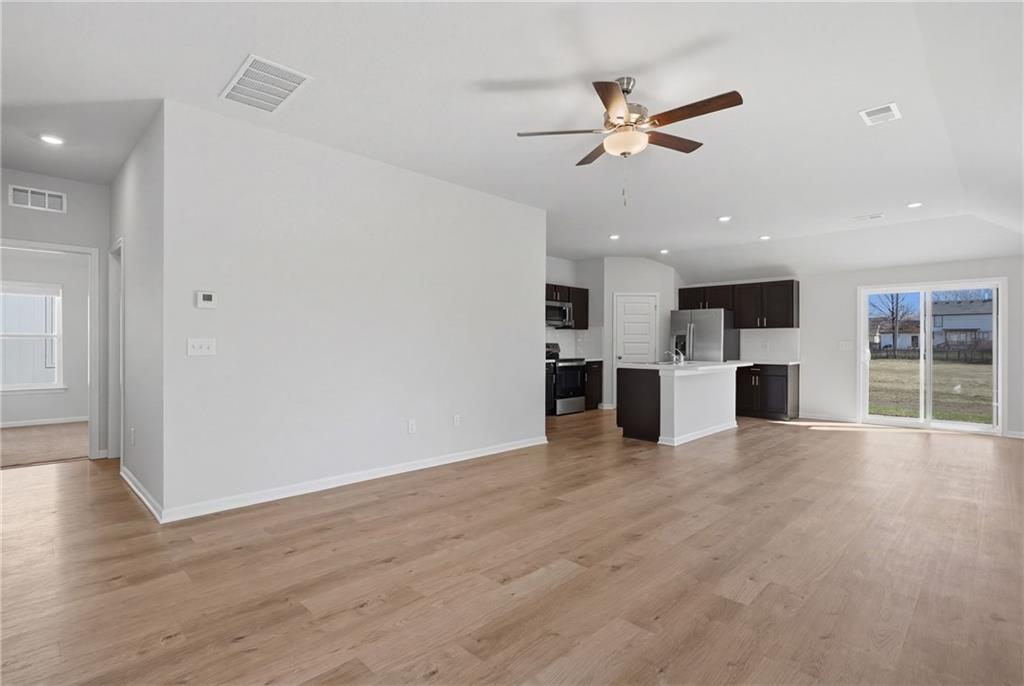 613 W Bluebird St, Gardner, KS 66030