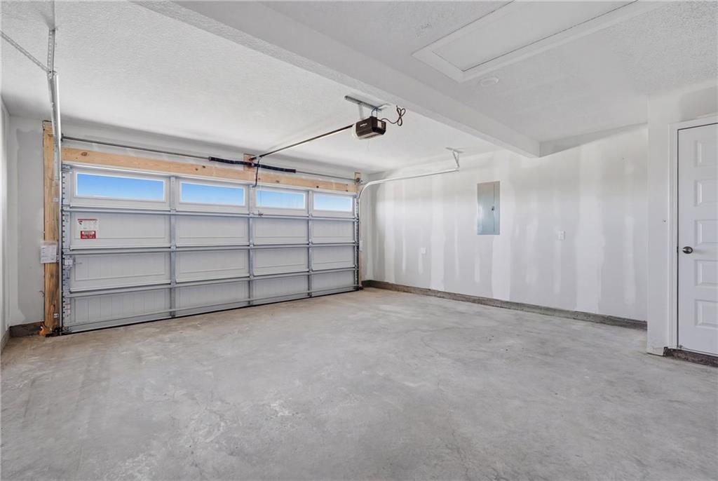613 W Bluebird St, Gardner, KS 66030