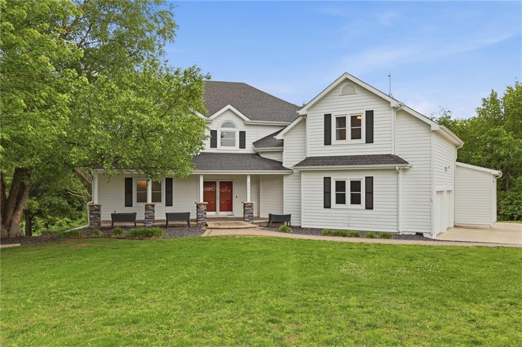 2641 Greenwood Dr, Ottawa, KS 66067