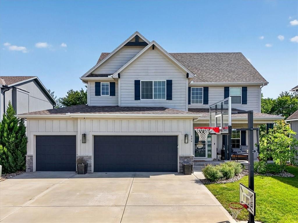 804 SE Holly Ct, Blue Springs, MO 64014