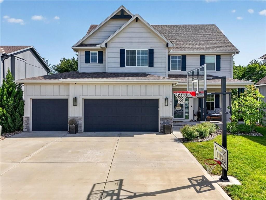 804 SE Holly Ct, Blue Springs, MO 64014