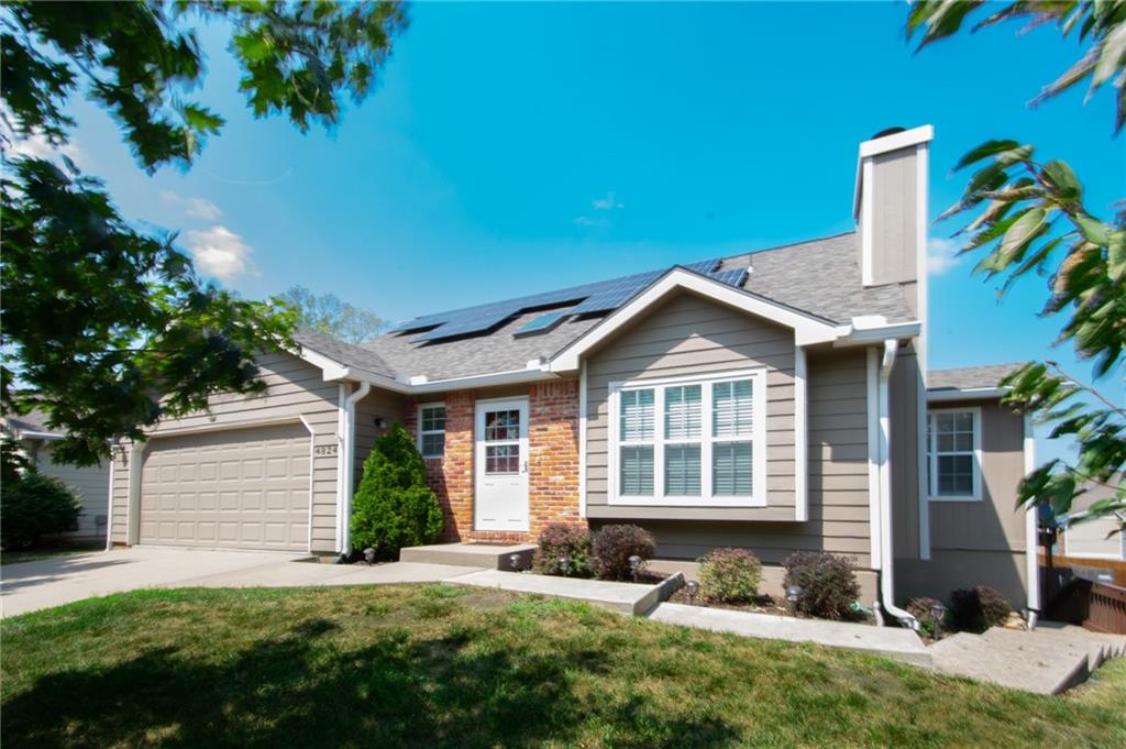 4824 W 24th St, Lawrence, KS 66047