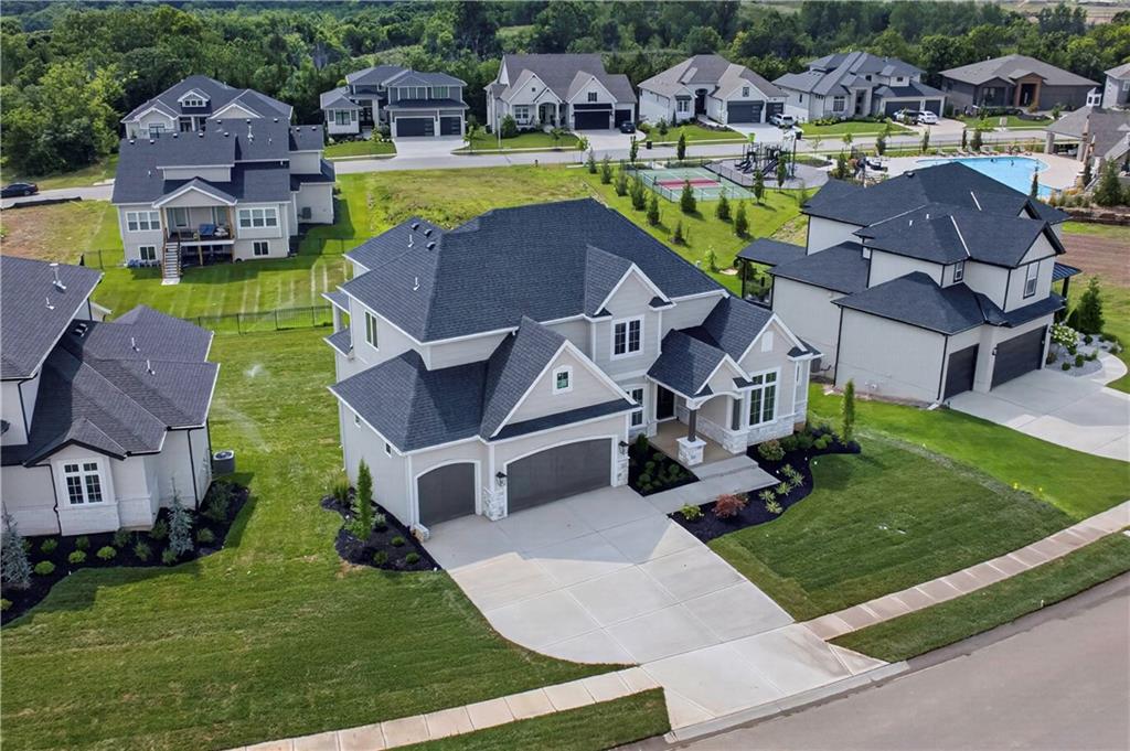 16924 Futura St, Overland Park, KS 66085