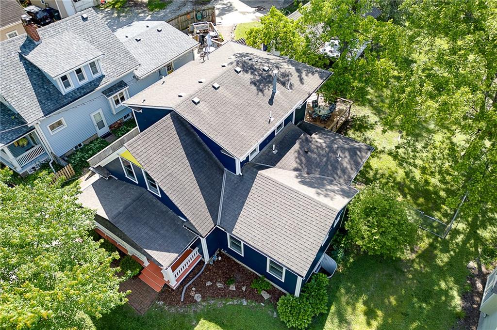 1933 Learnard Ave, Lawrence, KS 66046