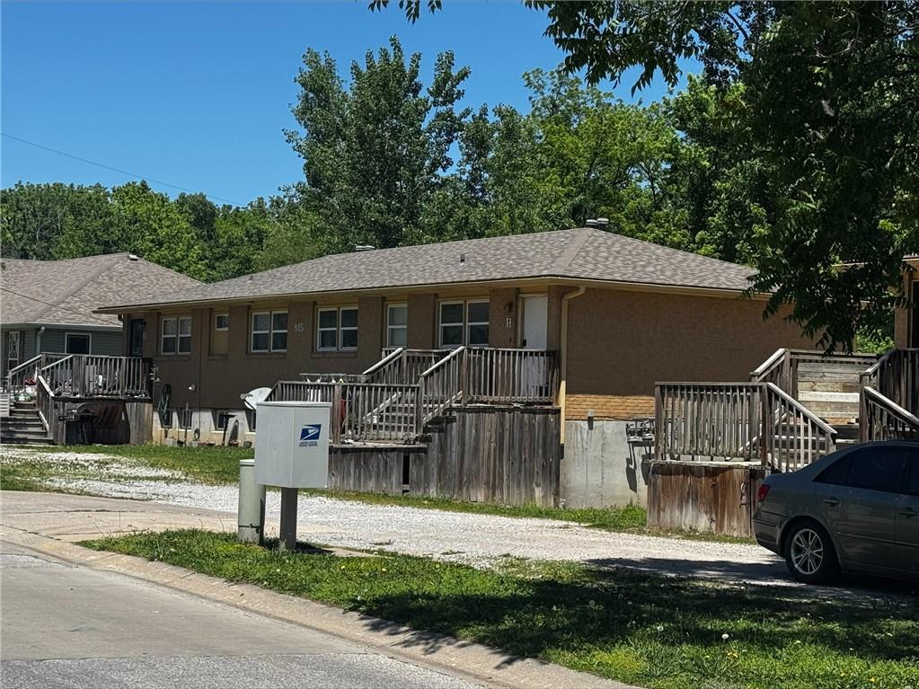 815 Broad St, Warrensburg, MO 64093