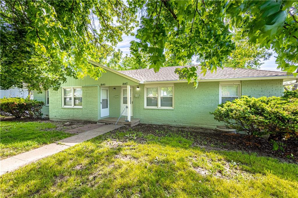 1845 Ewing Ave, Kansas City, MO 64126