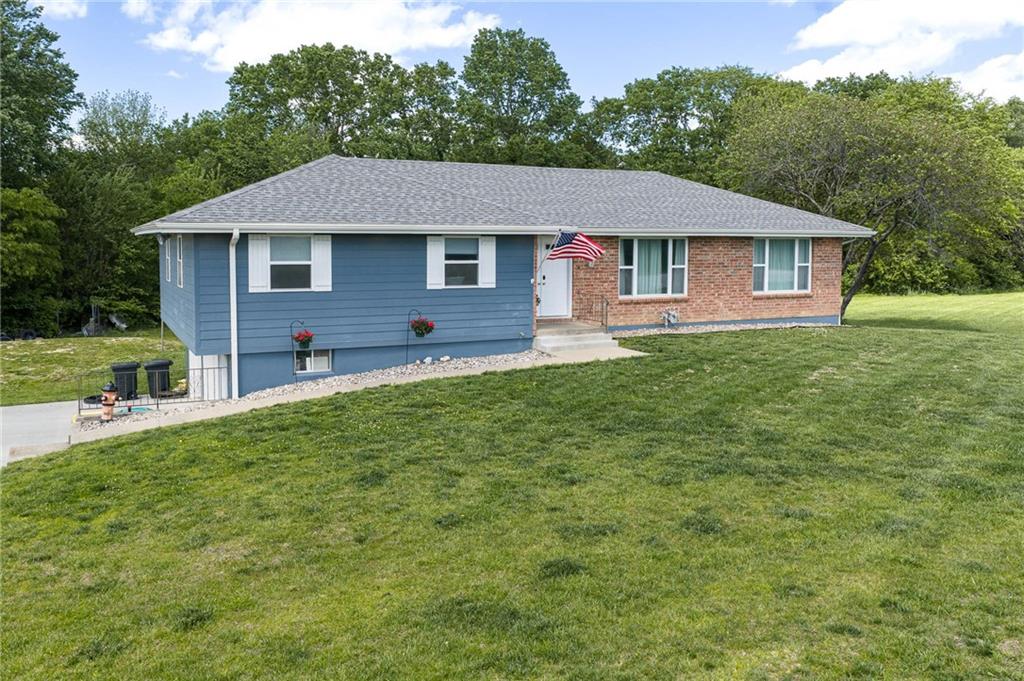 13300 Parallel Pw, Kansas City, KS 66109