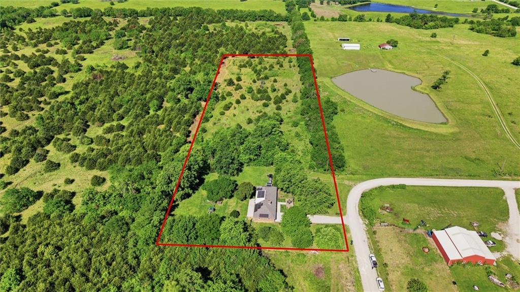 24103 E 323rd St, Harrisonville, MO 64701