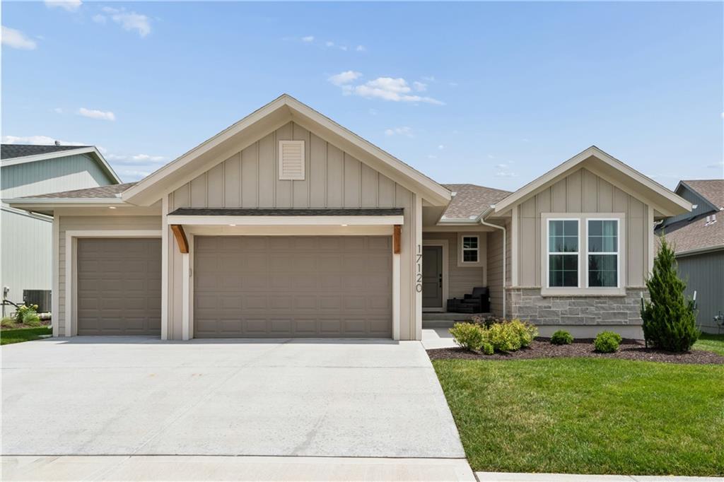 17120 W 168th Pl, Olathe, KS 66062