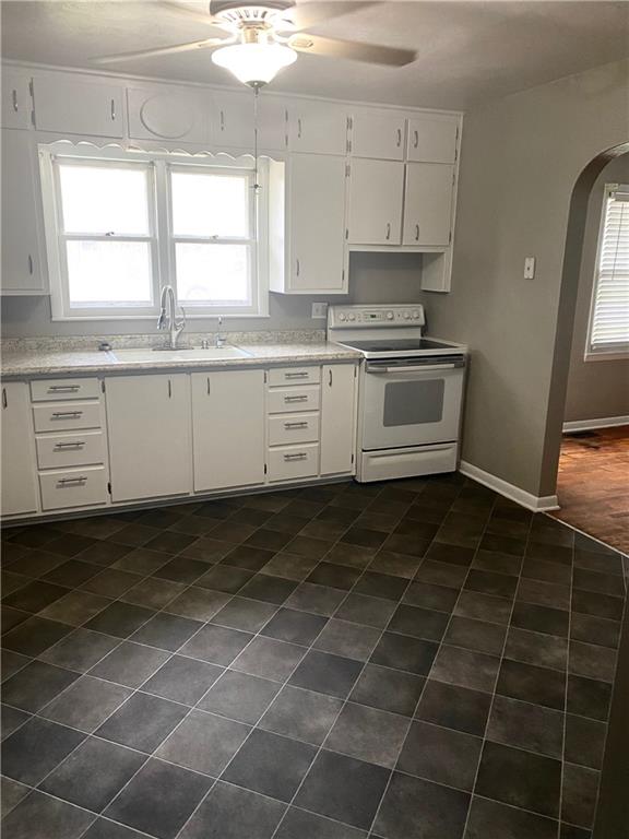 404 E Colorado St, Windsor, MO 65360